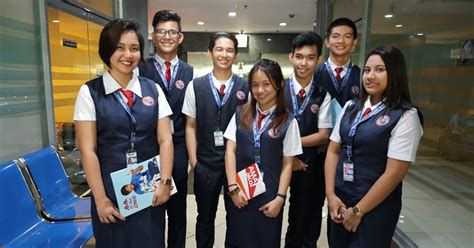 aclc mandaue uniform|aclc courses.